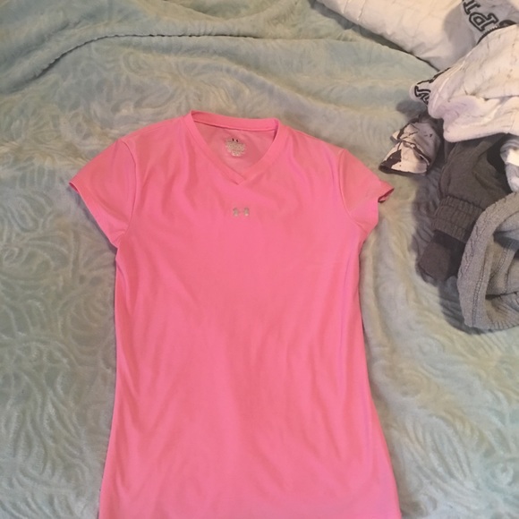 Under Armour shirt - Picture 3 of 3